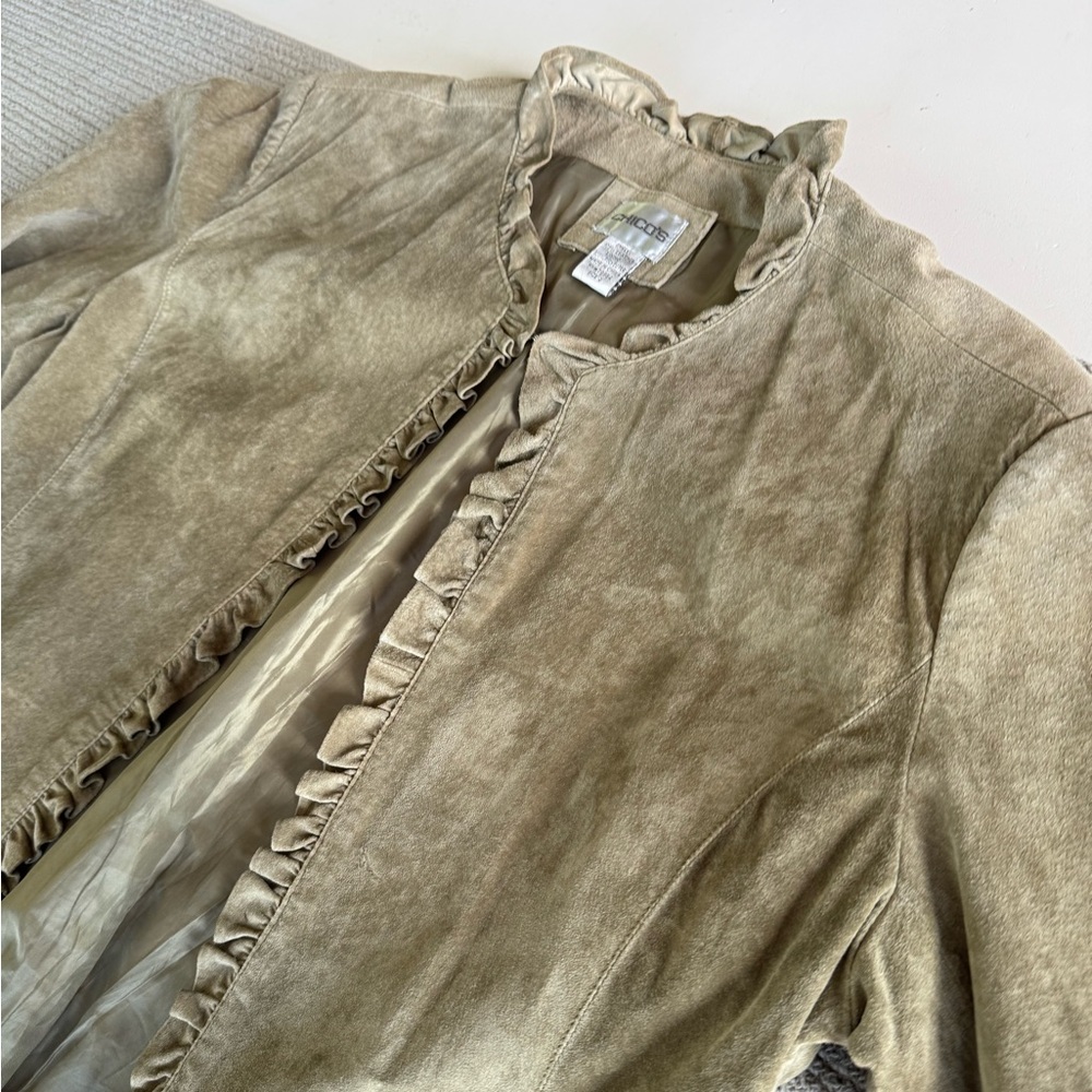 Chico’s Olive Green Genuine Suede Cropped Jacket with Ruffle Detail Large - Picture 9 of 11